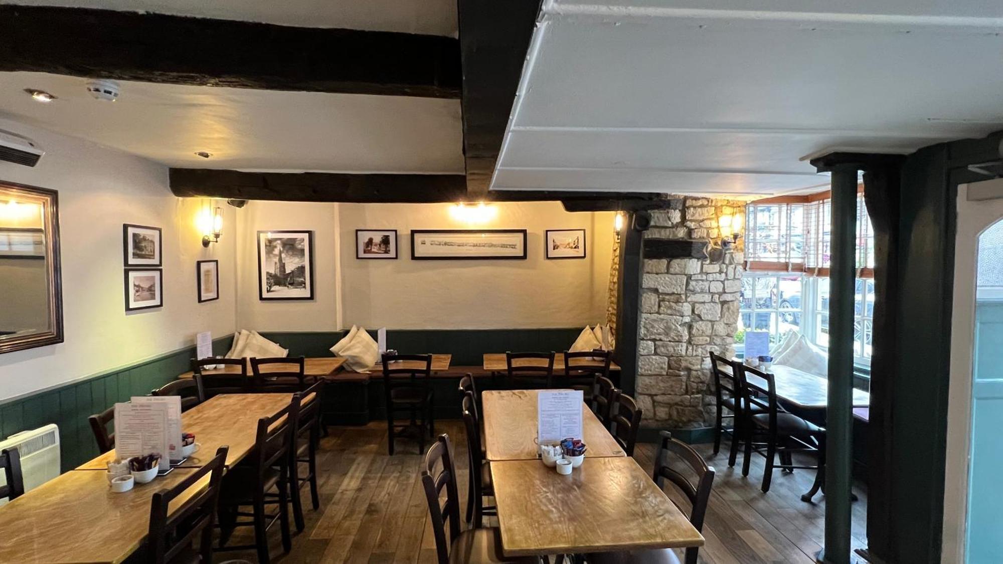 Priory Tearooms Burford With Rooms エクステリア 写真