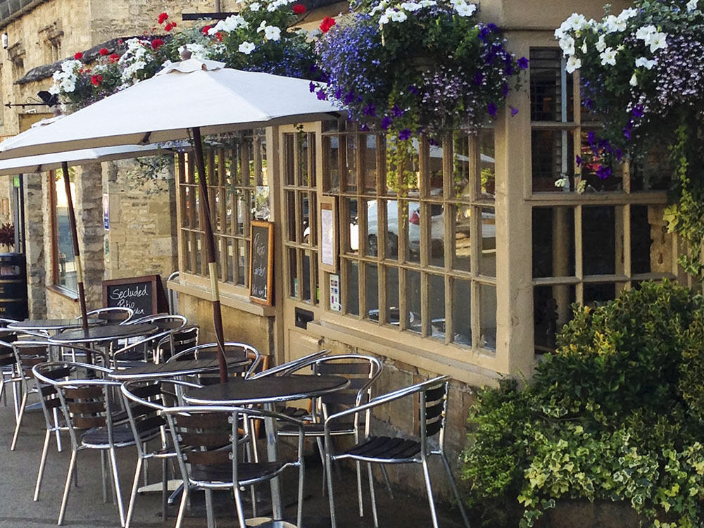 Priory Tearooms Burford With Rooms エクステリア 写真